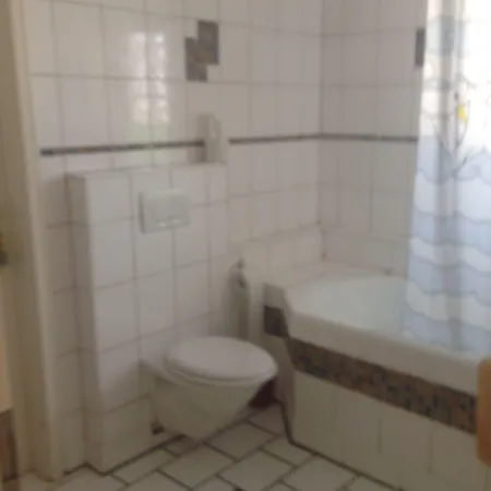 Gaestehaus Tante Tienchen 7 Minuten Zu Fuss Zum Europa Park , Kostenloses Parkplatzticket Rulantica ,alle Unsere Haben Einen Balkon Affittacamere