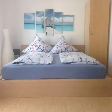 Gaestehaus Tante Tienchen 7 Minuten Zu Fuss Zum Europa Park , Kostenloses Parkplatzticket Rulantica ,alle Unsere Haben Einen Balkon 3* Rust