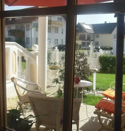Tante Tienchen 7 Minuten Vom Europa Park Zu Fuss Entfernt Alle Haben Einen Balkon 3*