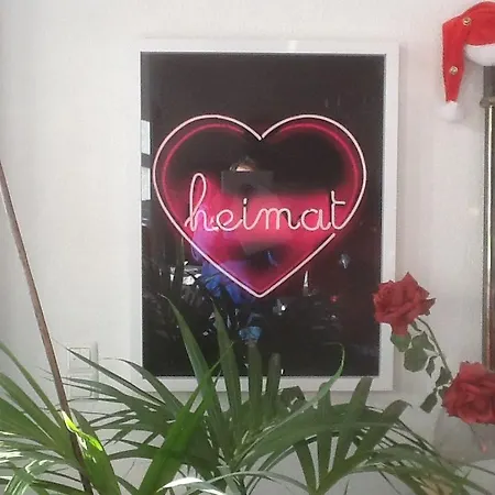 Gaestehaus Tante Tienchen 7 Minuten Zu Fuss Zum Europa Park , Kostenloses Parkplatzticket Rulantica ,alle Unsere Haben Einen Balkon 3*