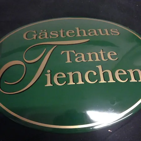 Tante Tienchen 7 Minuten Vom Europa Park Zu Fuss Entfernt Alle Haben Einen Balkon Gasthof 3*