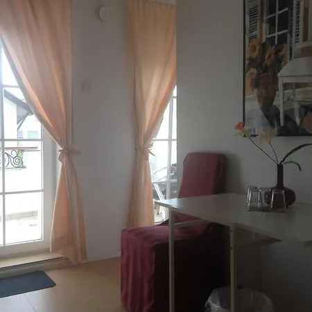 Tante Tienchen 7 Minuten Vom Europa Park Zu Fuss Entfernt Alle Haben Einen Balkon Gasthof Rust