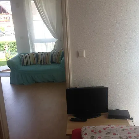 ゲストハウス Gaestehaus Tante Tienchen 7 Minuten Zu Fuss Zum Europa Park , Kostenloses Parkplatzticket Rulantica ,alle Unsere Haben Einen Balkon 3*