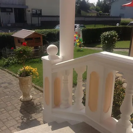 Gastehaus Tante Tienchen: Europa Park With Balconies