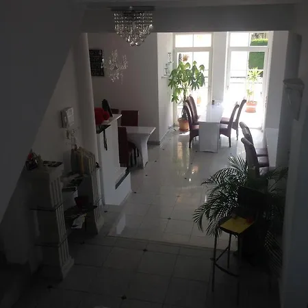 Gaestehaus Tante Tienchen 7 Minuten Zu Fuss Zum Europa Park , Kostenloses Parkplatzticket Rulantica ,alle Unsere Haben Einen Balkon